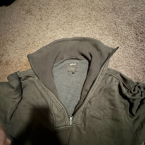 Aerie high neck half zip sweatshirt - Picture 2 of 3